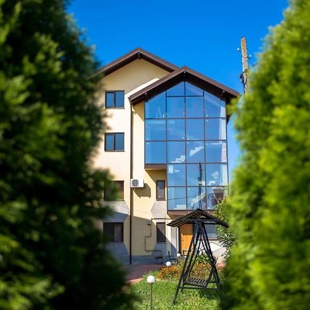 Casa Topazz Târgu Jiu المظهر الخارجي الصورة