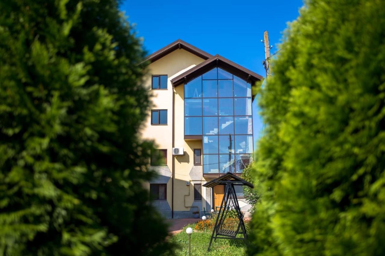 Casa Topazz Târgu Jiu المظهر الخارجي الصورة